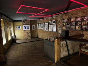 Black Wedding Bar