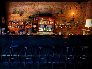 Heine Bar
