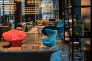 <h1>Motel One Berlin-Alexanderplatz</h1>