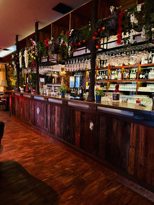 Troy Berlin Bar & Restaurant