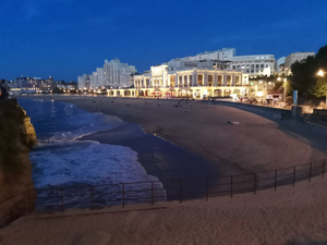 Le Port des Pêcheurs/Arrantzaleen Portua