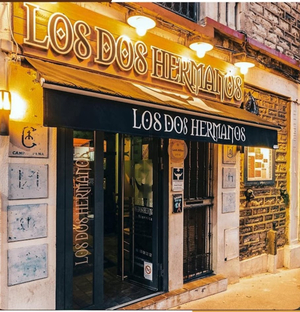Los Dos Hermanos
