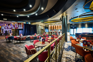 High Line Bar & Lounge