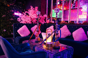 Intimate Lounge & Bar