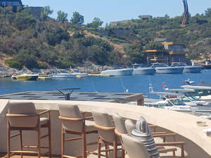 Blue Beach Club & Bar