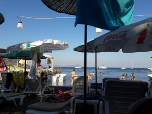 Emrah Hotel Restaurant Beach