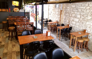 Hot Pub
