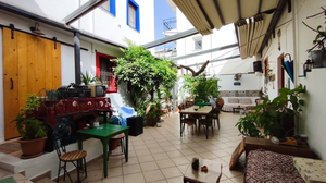Kaya Garden Pub