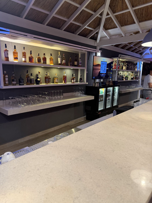 Laguna Lounge