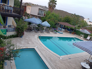 Paradise Garden Apartments