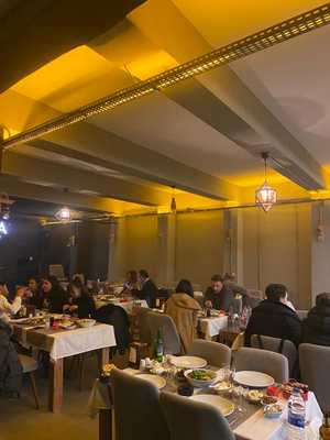 Voi̇la Cafe Bar & Restaurant
