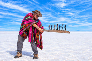 From Uyuni: 1-Day Uyuni Salt Flats Tour with Lunch & Sunset