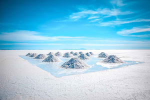From Uyuni: 3-Day Tour to San Pedro with Visit to Salinas