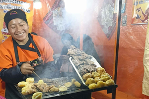 Forstå La Paz ved aftentid: Streetfood og det lokale liv