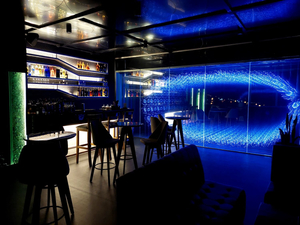 Wood Lounge - Restaurante