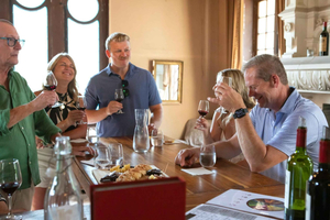 Bordeaux: Vinregionerna Vinregionerna Médoc och St-Emilion - rundtur med provsmakningar