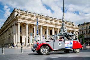 Bordeaux: Private Tour in a Citroën 2CV 45min