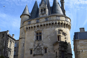 Bordeaux : see the whole city by bike