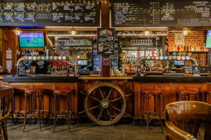 HMS Victory, English Pub Bordeaux