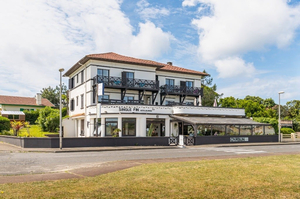 Single Fin Hotel & Lodge
