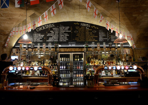 The Houses of Parliament English Pub, Bordeaux