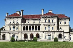 Pienryhmä Newport, The Breakers ja Marble House 1 päivän kiertue
