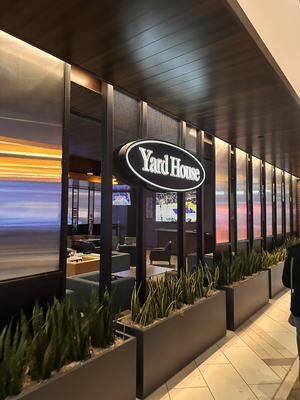 Yard House