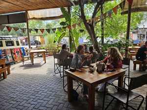 Dusty Donkey Café
