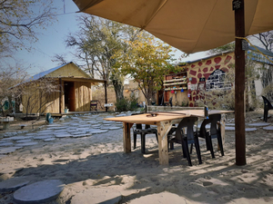 Eselbe Camp Backpackers