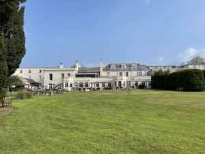 Avisford Park Hotel