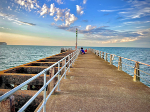 Newhaven East Pier Light