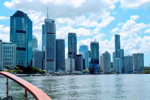 Brisbane: Midday River Guided Sightseeing Cruise