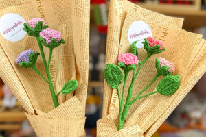 Aula de crochê de bouquet de rosas com várias cabeças em Brisbane