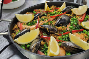 Aula de Culinária de Tapas e Paella Espanholas com Refeição