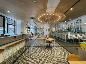 Beach House Bar & Grill Springfield