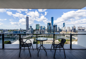 Hope Street Apartments by CLLIX