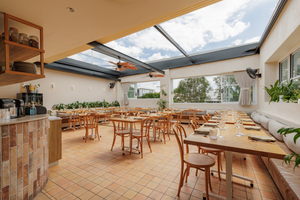 Melrose Restaurant & Rooftop Bar