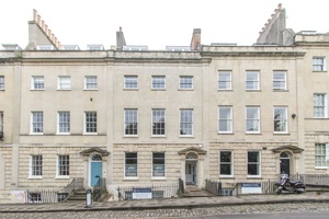3 Berkeley Square Guesthouse