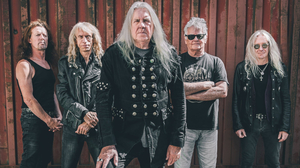 Saxon - Jumalat ukkosen