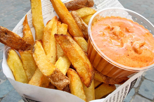 Brussels: City Center Guided Food Tour with Tastings