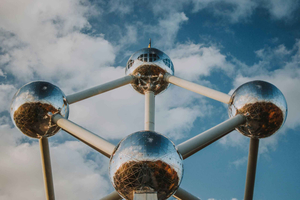 From Amsterdam: Guided tour to Antwerp and Brussels