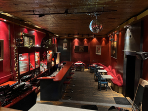 Dali’s Bar