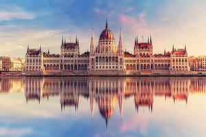 Geführte Tagestour nach Bratislava und Budapest
