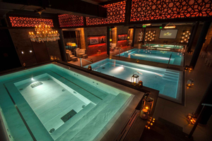 Budapest: Spa de Día Mandala y Experiencia en Piscina de Lujo