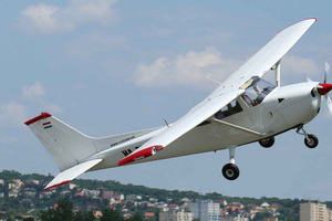 Budapest Sightseeing Flight with Cessna C172