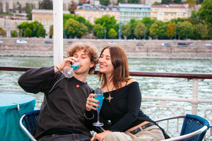 Budapest: crucero por el río con degustación y prosecco ilimitado