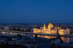 Dagstur fra Wien: Bratislava og Budapest med guide