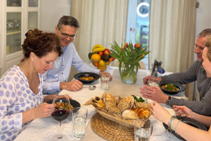clase de goulash y tortitas en una cocina familiar