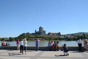 Hungary: Full-Day Private Danube Bend Tour