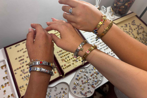 Gestalte dein eigenes Charm-Armband-Souvenir
